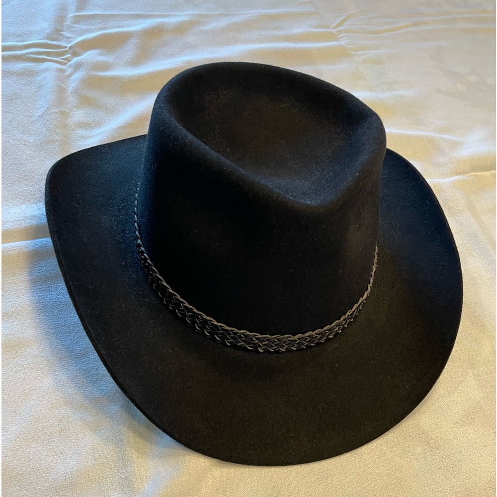 Akubra “Snowy River” pure fur hat. Made in Australia. Size 63. Beautiful hat in